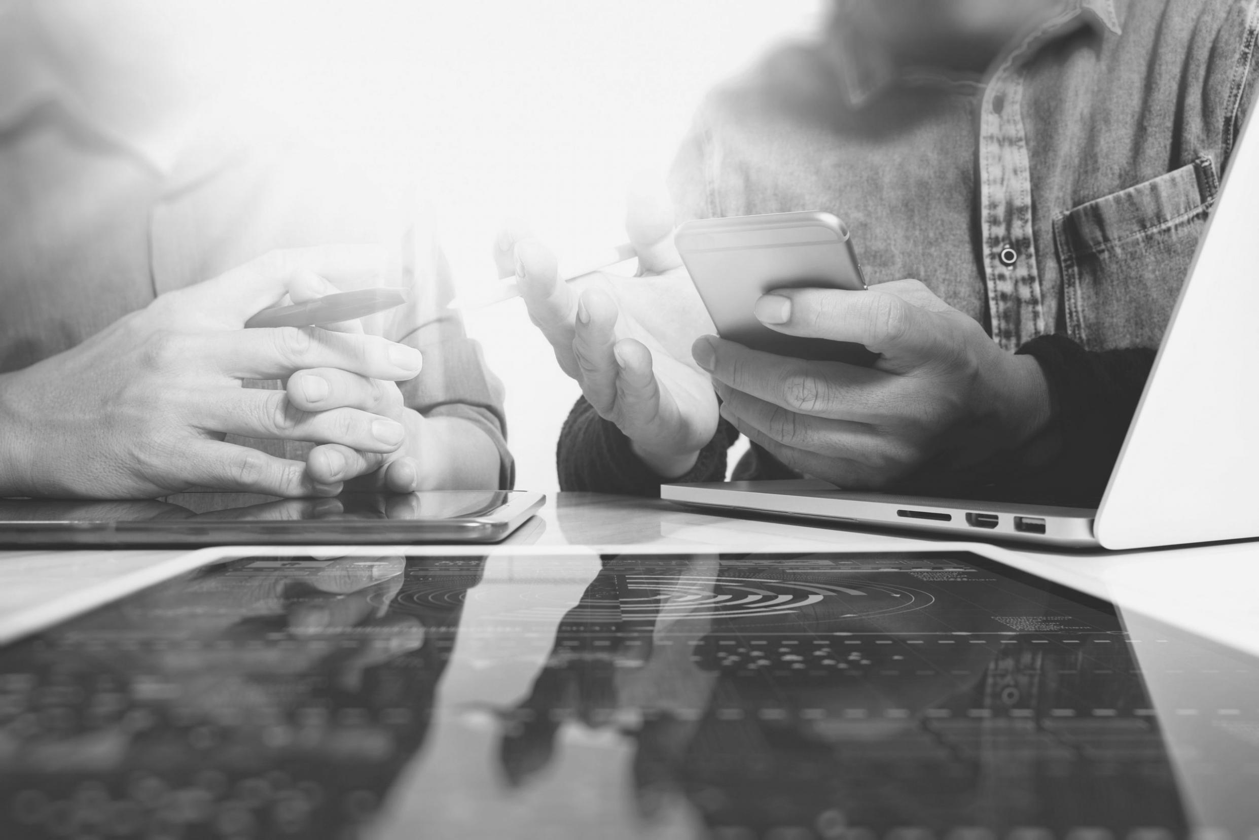 Sistema de aprendizaje flexible adaptado a diferentes zonas horarias y estilos de vida